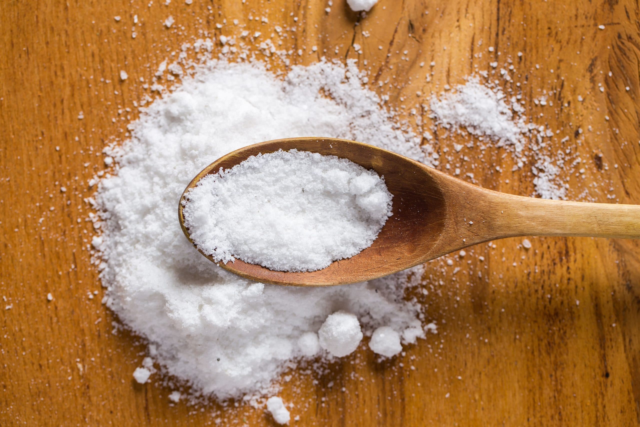 Minimizando o consumo excessivo de sal: estratégias para uma alimentação mais saudável