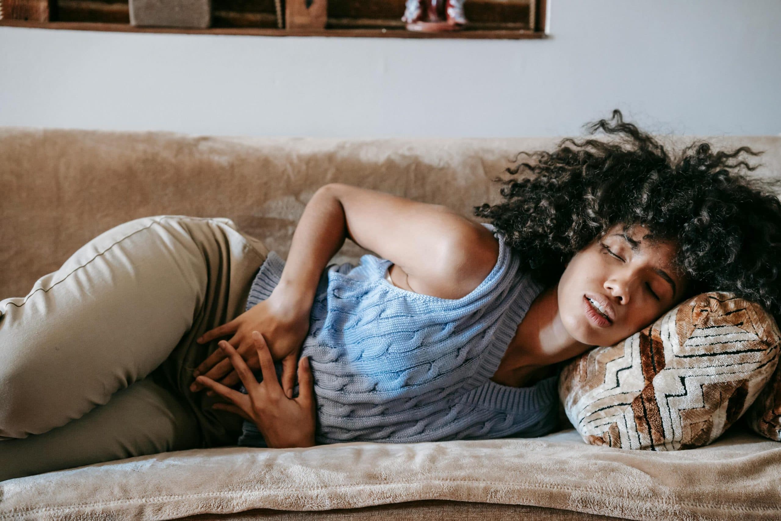 Candidíase vaginal: o que você precisa saber sobre os sintomas e o tratamento