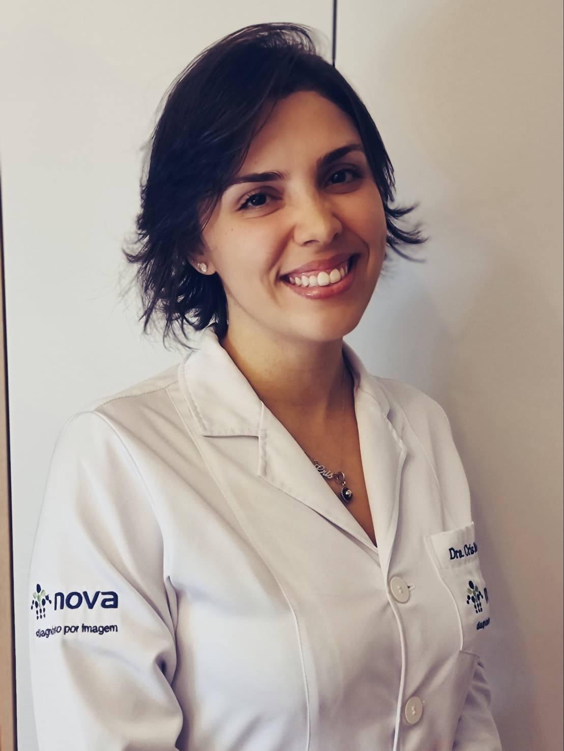 Dra. Cris Ferreira de Medeiros, Radiologista