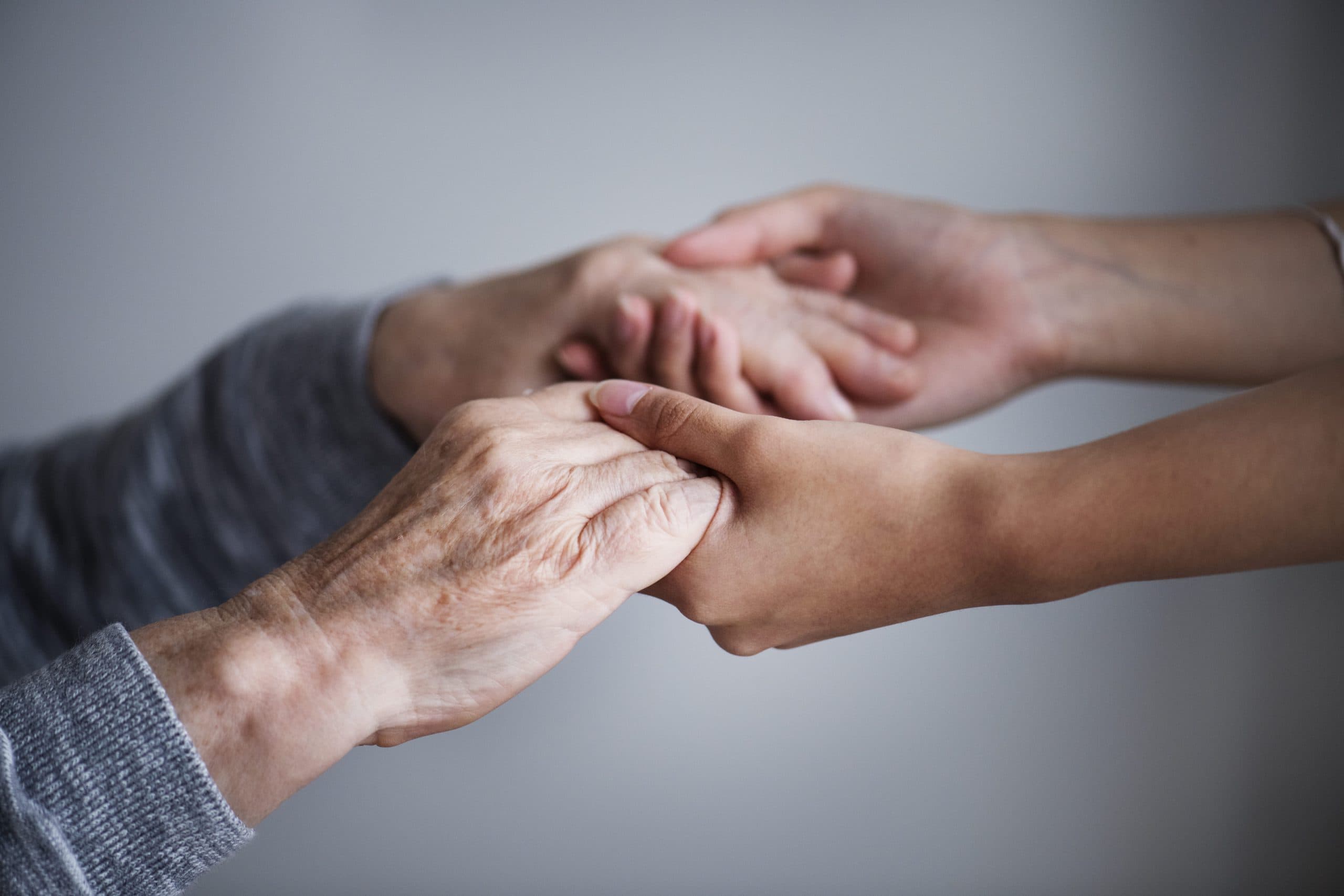 Alzheimer: entenda o que é a doença, quais os sintomas e como se prevenir