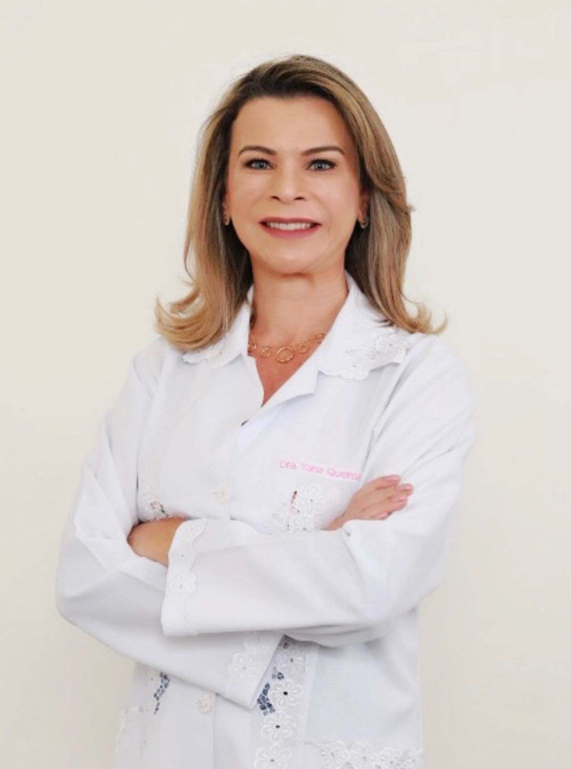 Dra. Yana Karla Abrantes de Queiroz